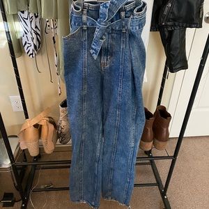 Abercrombie and Fitch Ultra High Rise Mom Jean